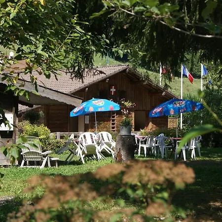 Camping Le Lachat 2*