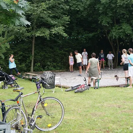 Camping Le Lachat 营地
